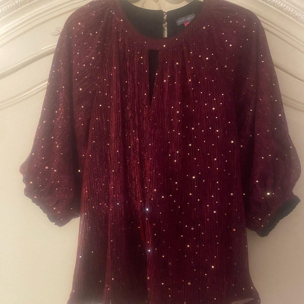 Vince Camuto Plus Size 1X Metallic Keyhole-Neck Top